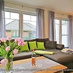 In Mit Grosser Terrasse By Interhome 펜션 *