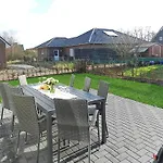 In Mit Grosser Terrasse By Interhome 버헤브